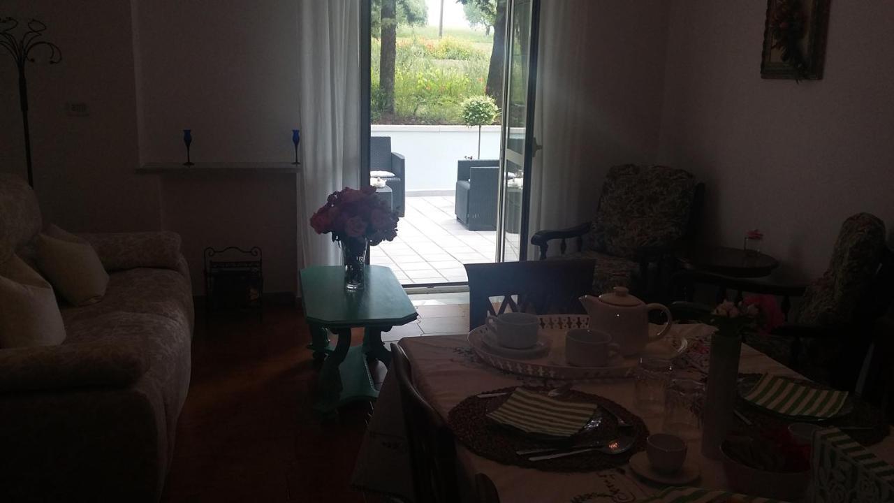 B&B Casa Di Laura Μπενεβέντο Εξωτερικό φωτογραφία